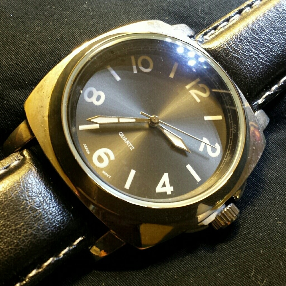 Avon Men's Gunmetal Dial Strap Watch